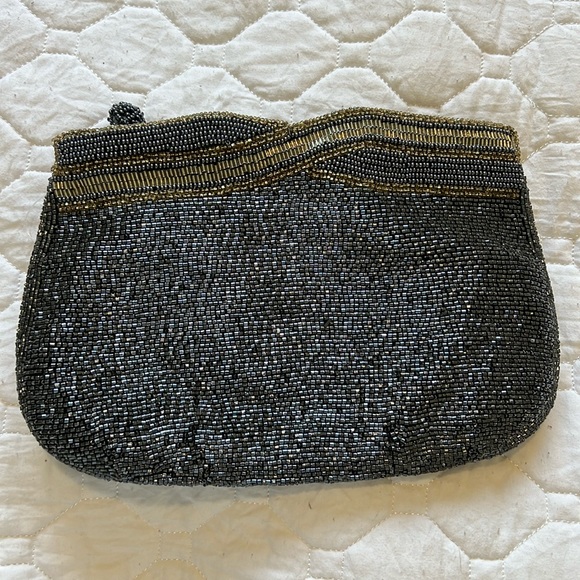 genie Handbags - Vintage clutch